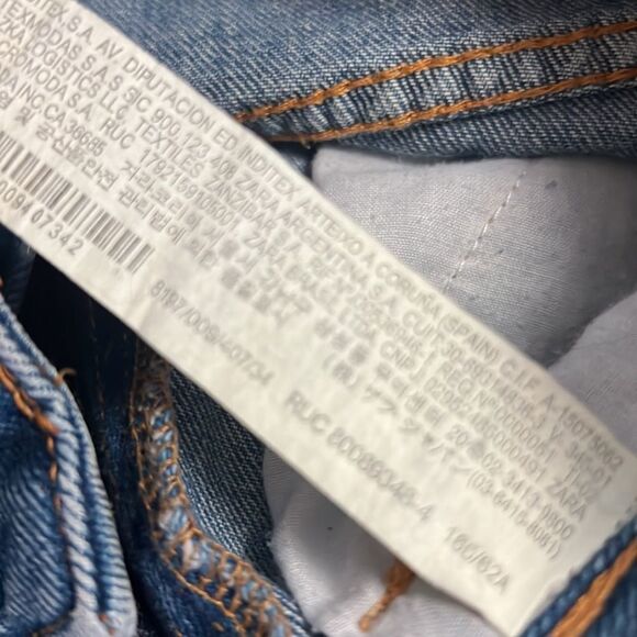 ZARA DEMIN HIGH RISE DEMIN SHORTS SIZE USA 34‎ - Picture 8 of 9